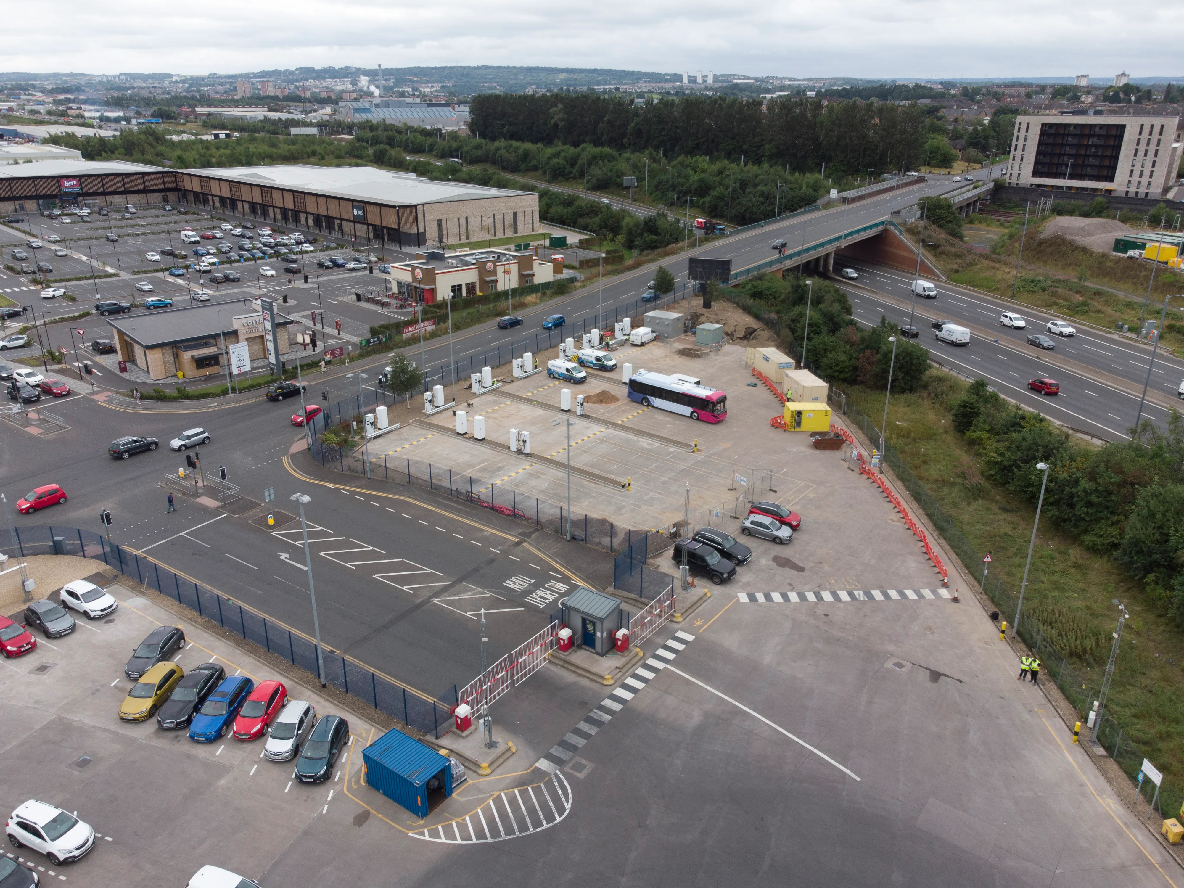 Man working with glasses at Heliox office
