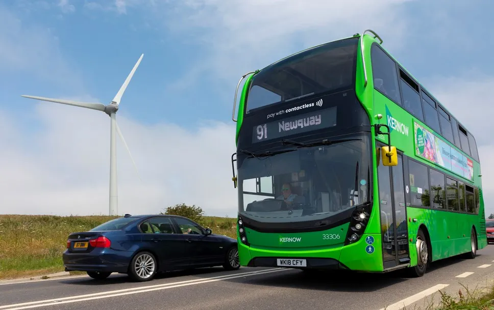 First Bus partners with Heliox to announce Industry-first consumer electric vehicle charging